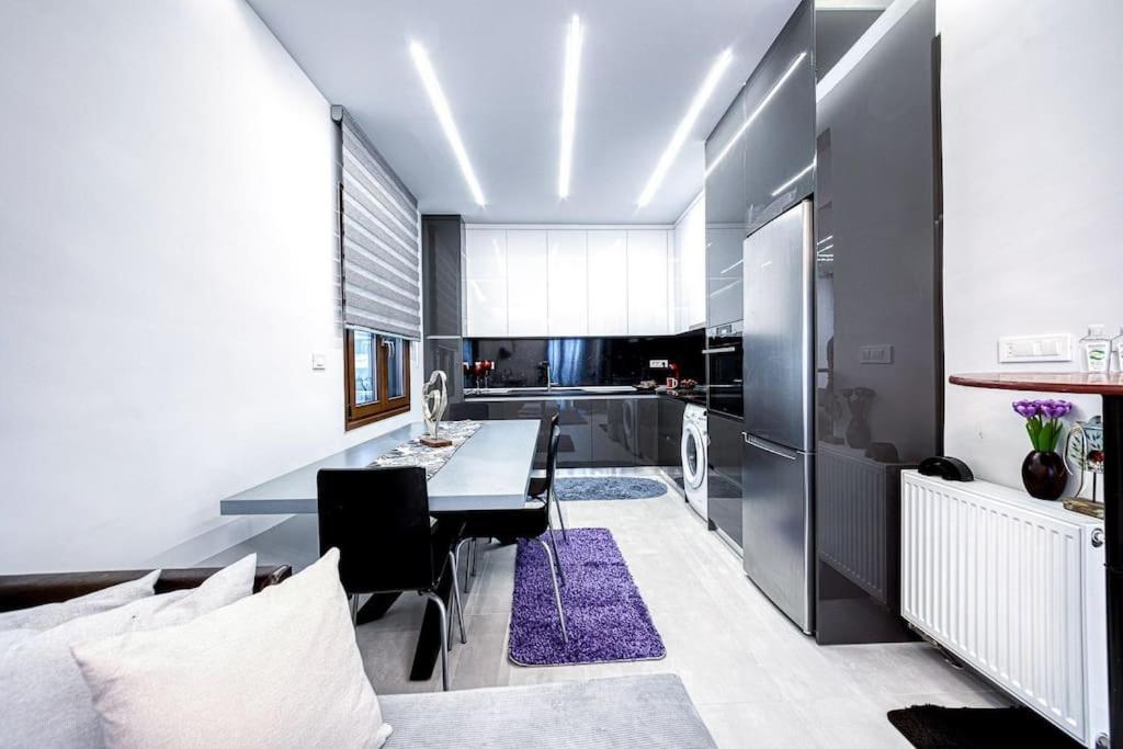 Luminous Luxury House * Pyli