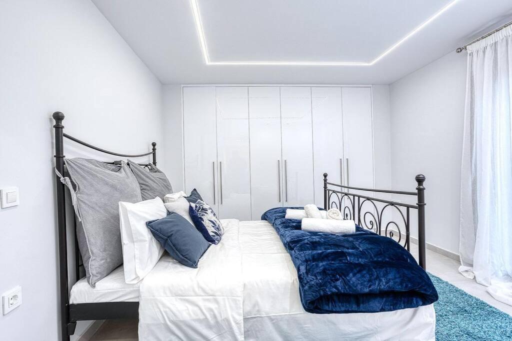Luminous Luxury House Holiday home Pyli